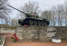 Военный музей Хийумаа просит Нарвское горсобрание передать ему советский танк