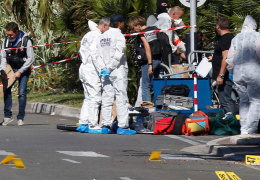 Документы из грузовика, давившего людей в Ницце, совпали с личностью террориста