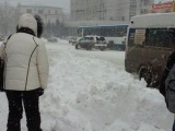 Снегопад спровоцировал дорожный коллапс в Омске