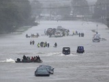 Хьюстона превратились в реки, но дожди не прекращаются 