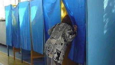  В Нарве не дали проголосовать слабовидящему избирателю
